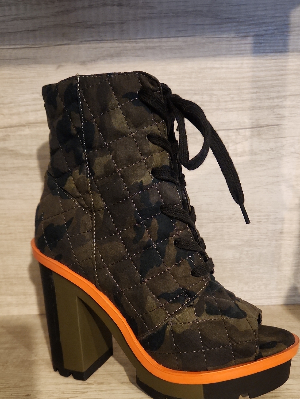Camo Heels Jessica Simpson